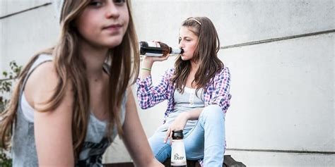 Qué Hacer Si Detectas Que Tu Hijo Adolescente Bebe Alcohol Madres Hoy