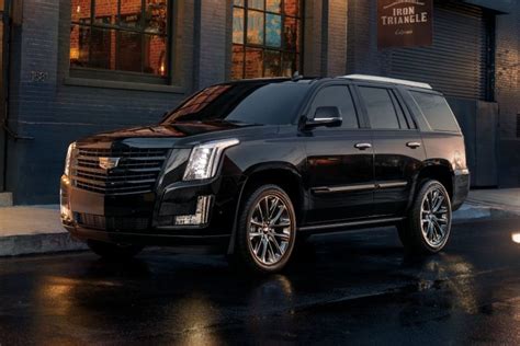 Cadillac Escalade Off Road Vehicle Of The Year In Russia Gm Authority