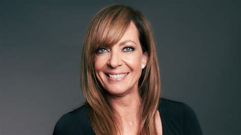 Allison Janney Movies Best Films And Tv Shows The Cinemaholic