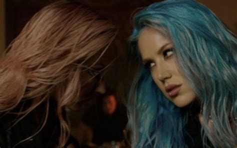 Nita Strauss Feat Alissa White Gluz New Songvideo Is Released