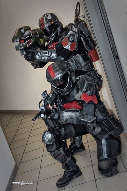 Odst Halo 3 Odst Costume By Fredprops Halo Cosplay Halo 3 Odst