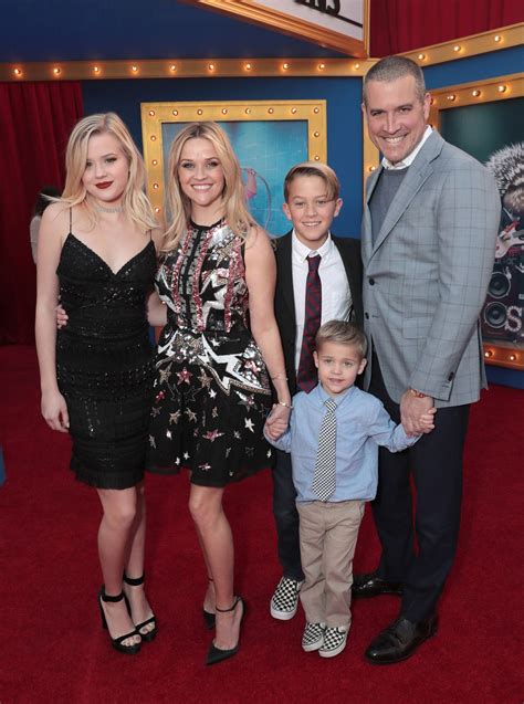 Reese Witherspoon Husband Who Is Jim Toth EducationWeb