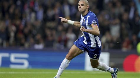 Pepe Another Record He Surpasses Totti As The Oldest Scorer In The