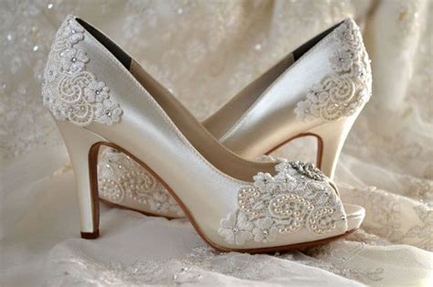 Exquisite Wedding Shoes For The Bride