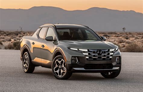 It could be the next big thing that spawns copycats, an evolutionary dead end or something that correctly identifies. The 2022 Hyundai Santa Cruz Is Like a Mini Ridgeline, and ...