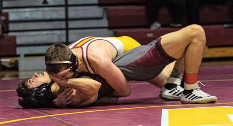 Busy Week For Hawk Wrestlers Ends With Win Over Dowling Dave Ewing