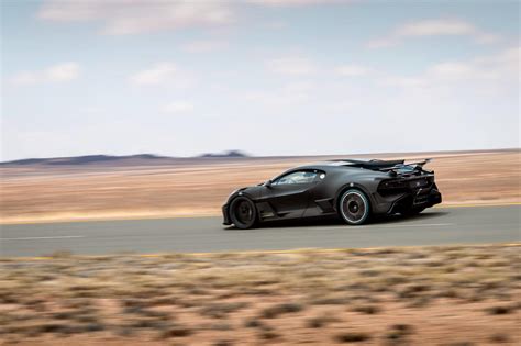 Bugatti Divo Goes To The Hottest Place On Earth Carbuzz