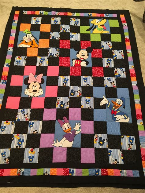 Classic Disney Quilt With Mickey Minnie Goofy Donald Daisy And