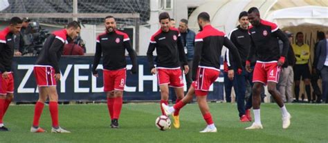 Tunisie Letoile Sportive Du Sahel Privée De La Coupe De La Caf