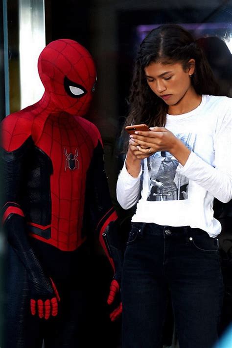 Zendaya, 24, and tom holland, 25, shocked marvel fans when they were spotted making out in his car on thursday, july 1, after years of denying they're a. Pin by e m m i e on celebrities | Tom holland zendaya, Tom ...