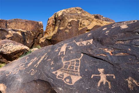 440 Petroglyph Nm Stock Photos Pictures And Royalty Free Images Istock