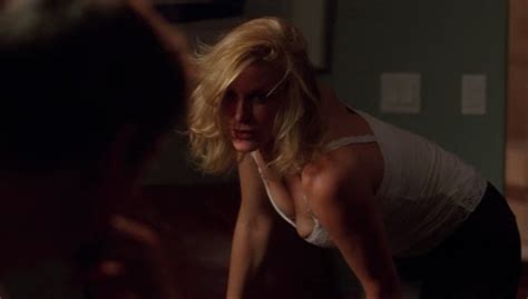 Best Supporting Cleavage In A Drama Anna Gunn As Skyler White In