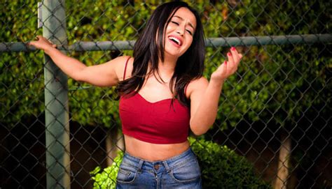 Neha Kakkar Slips Into Depression Requests Fans To Let Her Live Happily