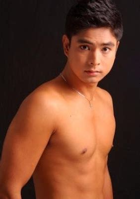 Coco Martin Now Hailed As Ph Sexiest And Prince Of Tv Tv Series Craze