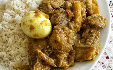 West african jollof rice is superb! Nigerian Rice Recipes, Nigerian Rice meal ideas, nigerian rice, nigerian food tv, nigerian ...