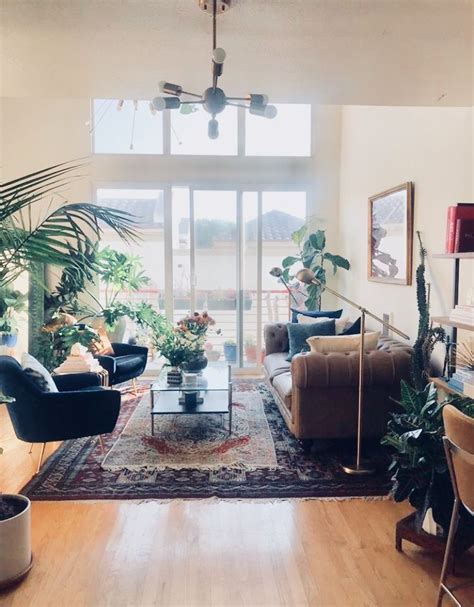 High Ceilings Lots Of Light Plants Eclecxtic Living