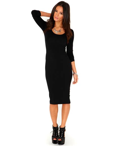 Free delivery and returns on ebay plus items for plus members. Missguided Elvira Scoop Neck Long Sleeve Midi Dress in ...