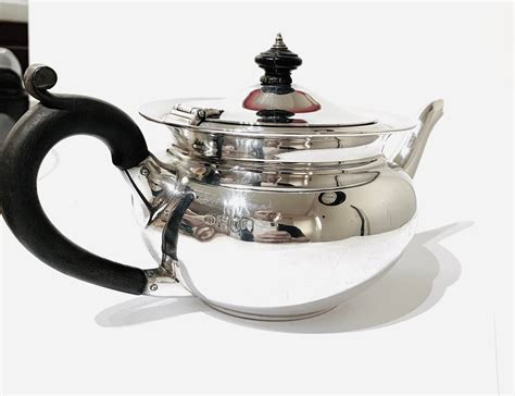 Superb Antique Edwardian Sterling Silver Teapot Hallmarked London