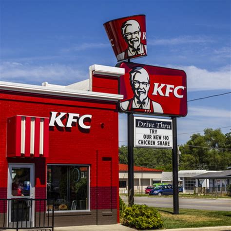 Man Ate Free Kfc For A Year By Faking Working At Head Office