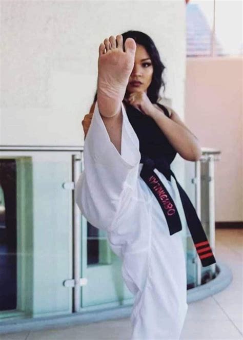 Pin By Rach Bickmore On Indomitable Women Women Karate Female Martial Artists Martial Arts Girl
