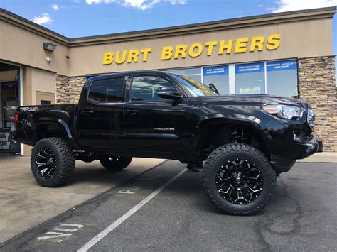 2016 Tacoma With 6 Lift And Fuel Wheels Toyo Mt Tires Hot Rides