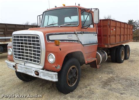 1976 Ford 750 Grain Truck In Dighton Ks Item Dh4860 Sold Purple Wave