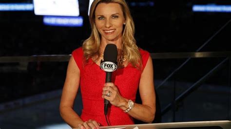 fox sports female hosts heidi androl fox sports presspass foxes are found all over the world