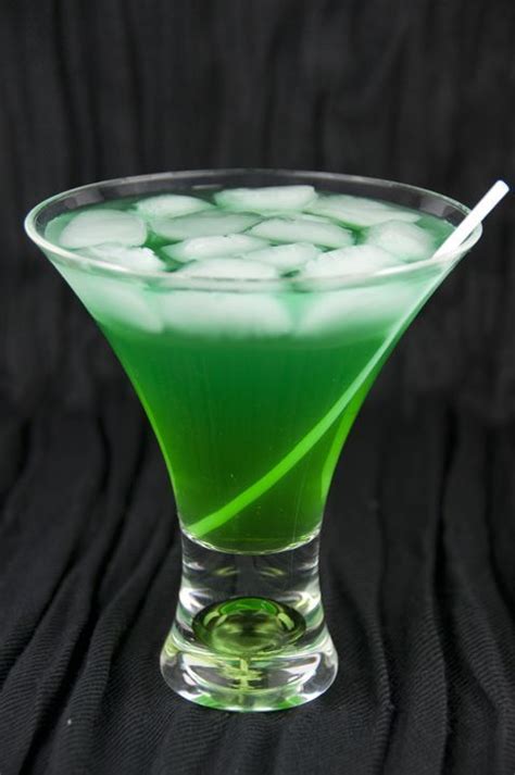 So if you'd like to feel like you're on a tropical vacation even when you're chilling at. Tropical Leprechaun Drink | Recipe | Melon liqueur, Blue ...