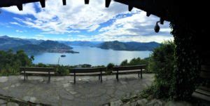 Der sturz erfolgte in 100 metern. Seilbahn fahren in Stresa: Auf zum Giardino Alpinia ...
