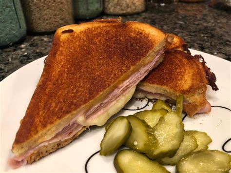 Ham And Cheese Melt Definitely A Melt Dining And Cooking