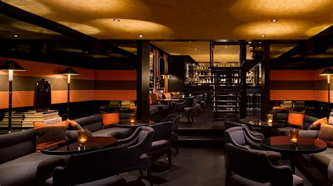 Blakes Hotel Bar Review The London Hotels Blakes Below Is Dark Sleek