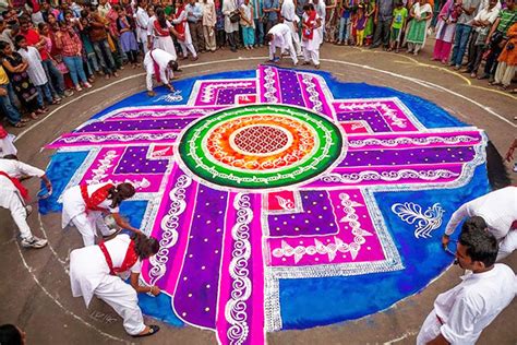 Spectacular Rangoli Designs Made From Naturally Colored Rice And Flour
