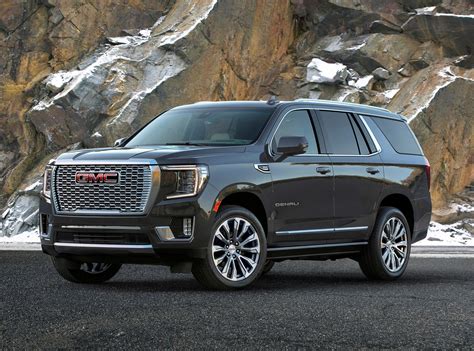 2021 Gmc Yukon First Look Review A New Type Of Premium Carbuzz