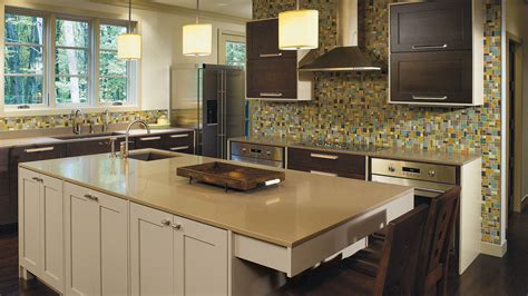 There are specific oak specialists such as oak furniture land or mansells kitchen cabinets are available in a variety of finishes, materials, door styles, sizes, and decorative solutions. Quartersawn Oak Cabinets with Painted Kitchen Island - Omega
