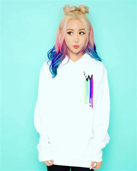 Pin By Leann On Wengie Wengie Hair Hair Color Cool Hairstyles