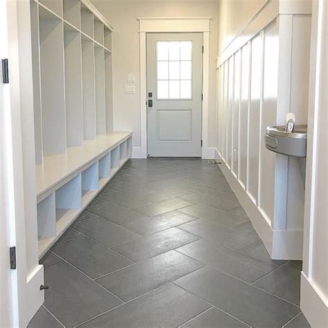 59 Stylish And Functional Mudroom Ideas For Your Home