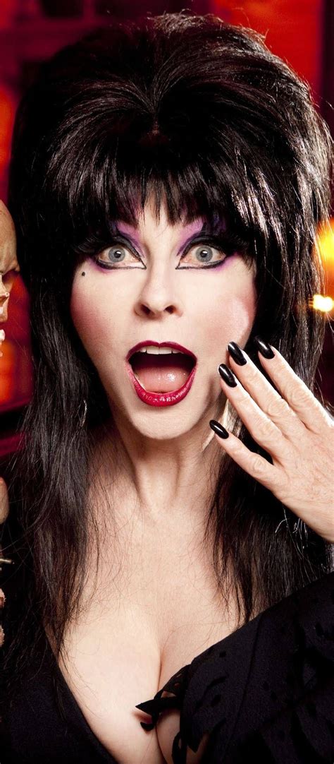 Elvira In 2020 Cassandra Peterson Goth Beauty Elvira Makeup