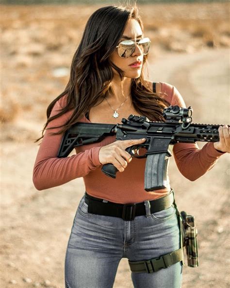 amazing wtf facts hot military girls with guns