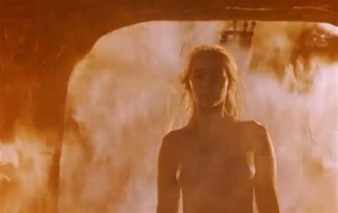 Emilia Clarke Nude Photos Sex Scene Videos Celeb Masta Hot Sex Picture