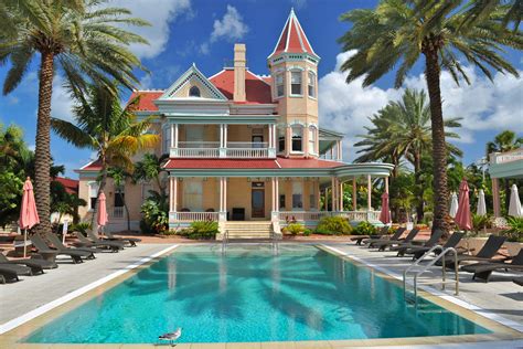 Plan your vacation in paradise. Complete Guide To The Southernmost House Hotel Key West