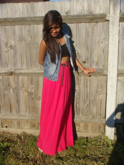 Love This Hot Pink Skirt With Bandeau Fashion Fashion Outfits Maxi