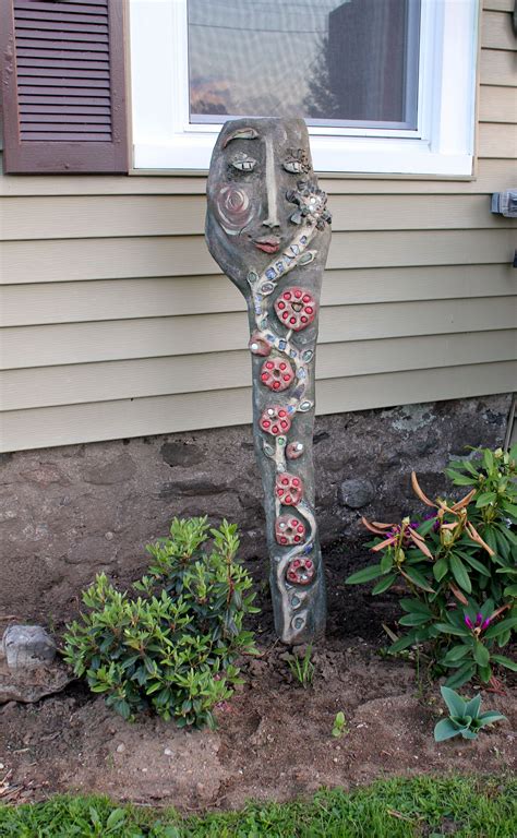 Garden Totem Made Of Recycled Material And Cement One Of A Kind Garden Totems Garden Plants