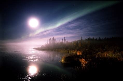 Extraordinary Aurora Landscape Photography