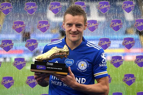 Euro 2020 is just days away and dream team euros bosses are wondering who will claim the golden boot this summer. Jamie Vardy wins 2019/20 Golden Boot award