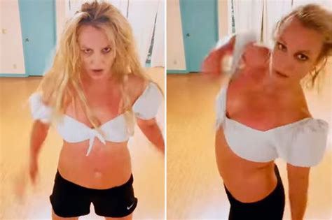 Britney Spears Fans Convinced She S Locked Up As She Reposts Old Dance Video Daily Star