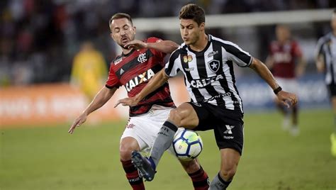 A partida á válida pelo campeonato carioca de 2021. Flamengo x Botafogo | Horário, local, onde assistir, escalações e palpite