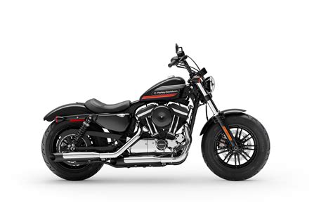 The harley davidson forty eight has a seating height of 710 mm and kerb weight of 252 kg. 2019 Harley-Davidson Forty-Eight Special Guide • Total ...