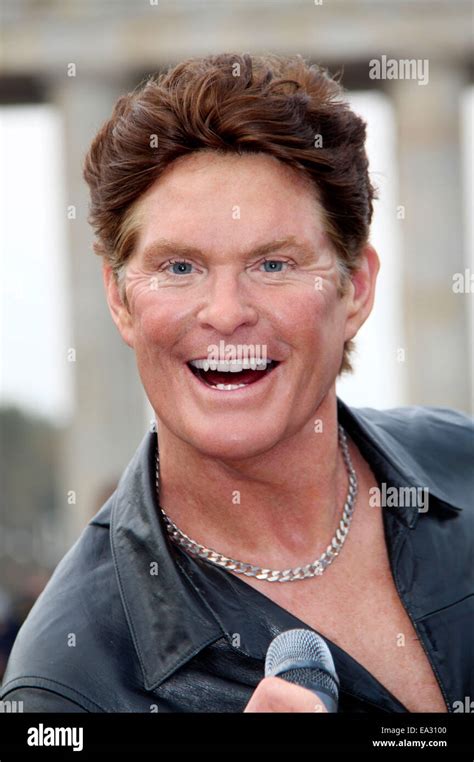 David Hasselhoff 1989 Berlin Hi Res Stock Photography And Images Alamy
