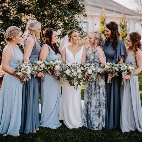 Printed Bridesmaid Dress For Your Maid Of Honor 1000 In 2020