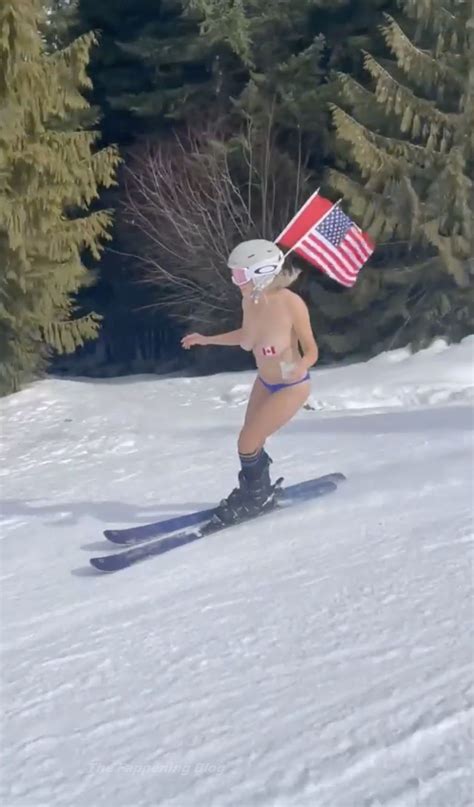 Chelsea Handler Topless Skiing 13 Pics Video Thefappening